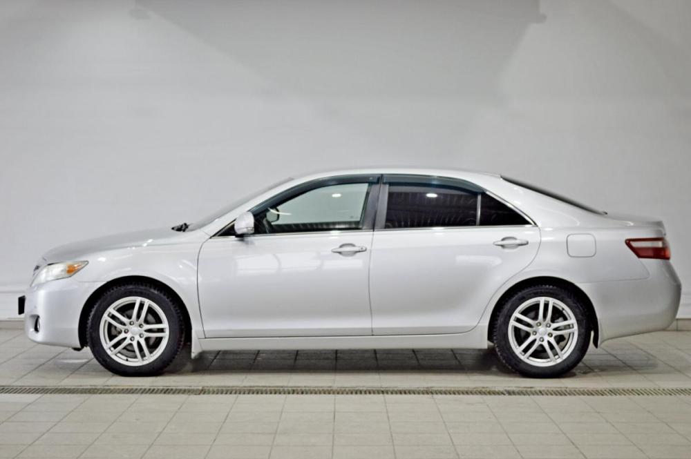 Toyota Camry VI (XV40) Рестайлинг Сургут  - изображение 2