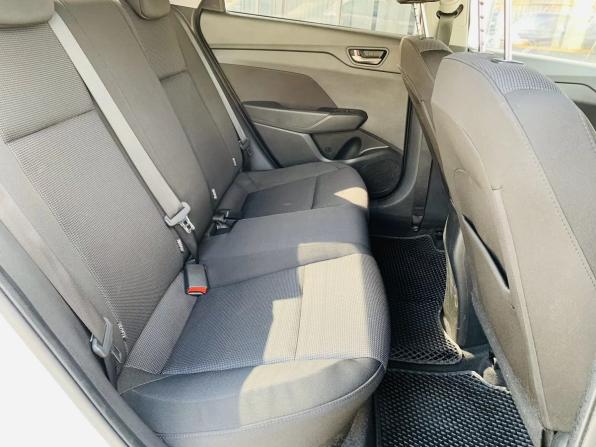 Hyundai Solaris II с пробегом 2019 года, цена 1 365 000 рублей, 121939 км, седан, Автокод Объявления