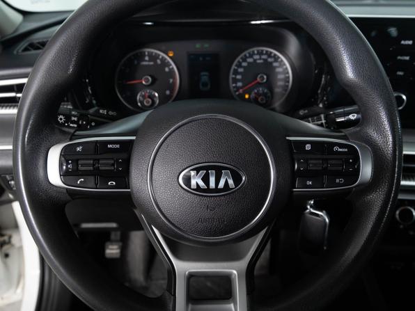 Kia K5 III с пробегом 2021 года, цена 1 600 000 рублей, 212500 км, седан, Автокод Объявления