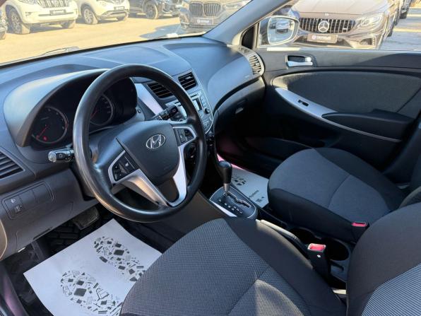 Hyundai Solaris I с пробегом 2013 года, цена 850 000 рублей, 157893 км, хэтчбек, Автокод Объявления