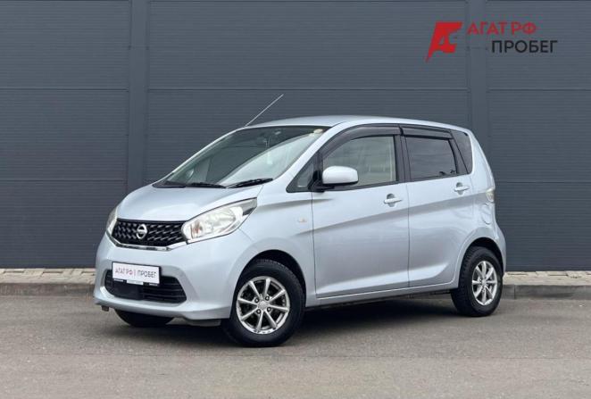 Nissan Dayz I с пробегом 2013 года, цена 600 000 рублей, 49862 км, хэтчбек, Автокод Объявления