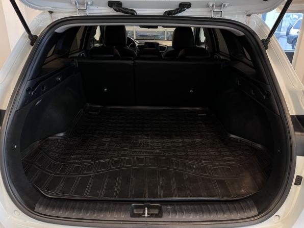 Kia Ceed III с пробегом 2019 года, цена 990 000 рублей, 174801 км, универсал, Автокод Объявления