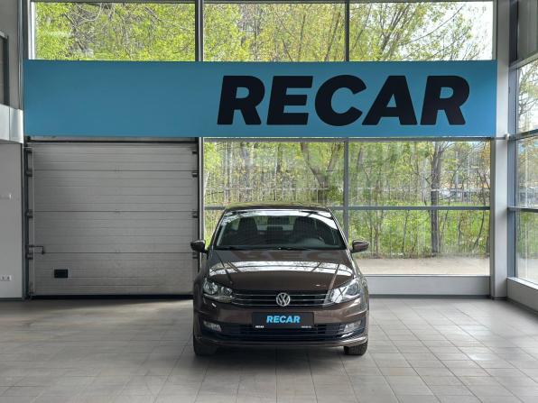 Volkswagen Polo V Рестайлинг с пробегом 2016 года, цена 1 300 000 рублей, 86374 км, седан, Автокод Объявления