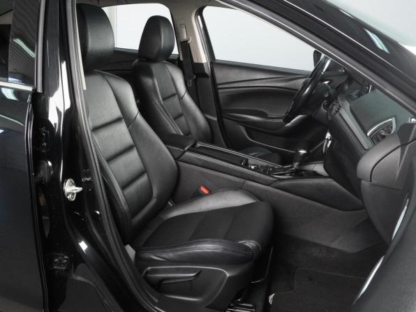 Mazda 6 III (GJ) Рестайлинг с пробегом 2017 года, цена 1 565 000 рублей, 125233 км, седан, Автокод Объявления