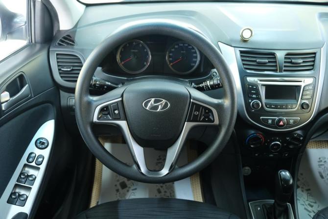 Hyundai Solaris I Рестайлинг с пробегом 2016 года, цена 989 000 рублей, 87039 км, хэтчбек, Автокод Объявления