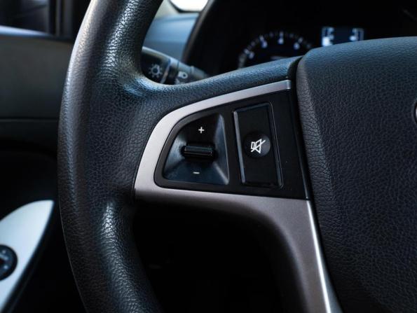 Hyundai Solaris I Рестайлинг с пробегом 2016 года, цена 1 090 000 рублей, 96680 км, хэтчбек, Автокод Объявления