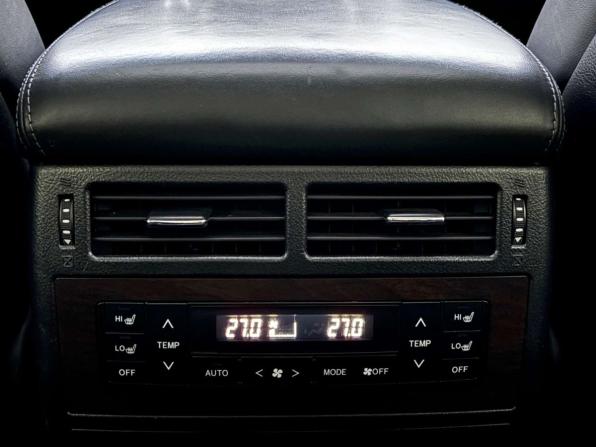 Toyota Land Cruiser 200 Series Рестайлинг 2 с пробегом 2015 года, цена 4 899 000 рублей, 192770 км, внедорожник, Автокод Объявления