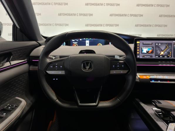 Changan UNI-V I с пробегом 2023 года, цена 2 199 000 рублей, 41200 км, лифтбек, Автокод Объявления