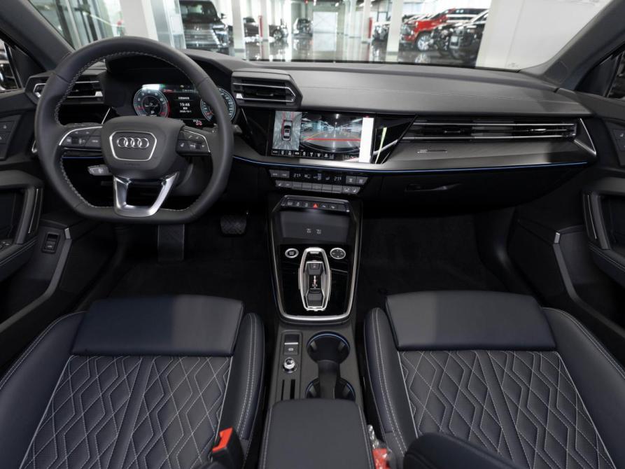 Audi A3 IV (8Y) Рестайлинг Москва  - изображение 11