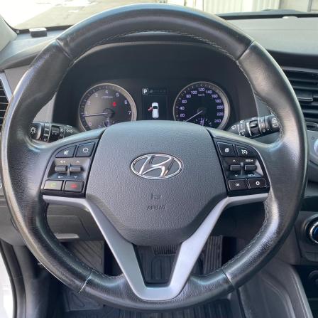 Hyundai Tucson III с пробегом 2016 года, цена 1 599 000 рублей, 244141 км, внедорожник, Автокод Объявления