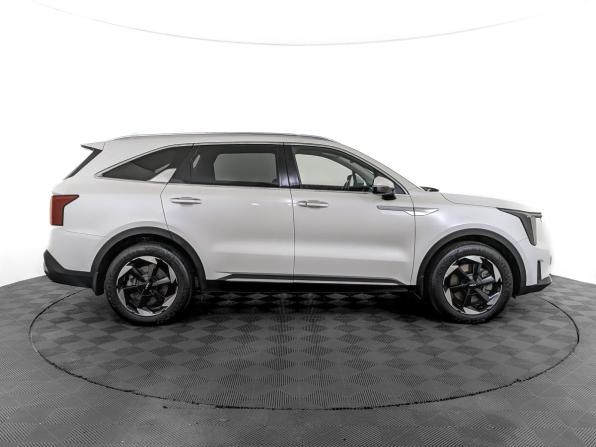 Kia Sorento IV Рестайлинг с пробегом 2024 года, цена 4 660 000 рублей, 45082 км, внедорожник, Автокод Объявления