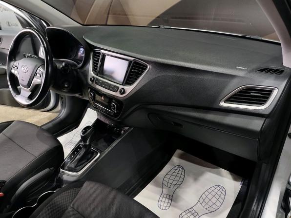 Hyundai Solaris II с пробегом 2018 года, цена 1 550 000 рублей, 105145 км, седан, Автокод Объявления