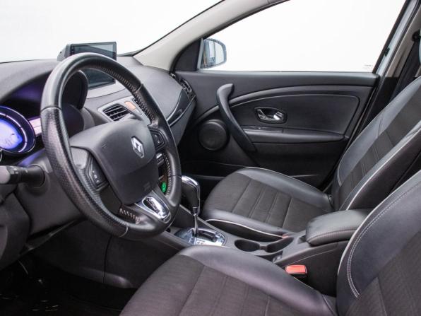 Renault Fluence I Рестайлинг с пробегом 2014 года, цена 793 000 рублей, 144722 км, седан, Автокод Объявления