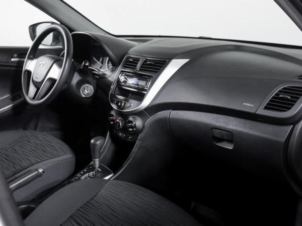 Hyundai Solaris I Рестайлинг с пробегом 2014 года, цена 890 000 рублей, 135482 км, седан, Автокод Объявления