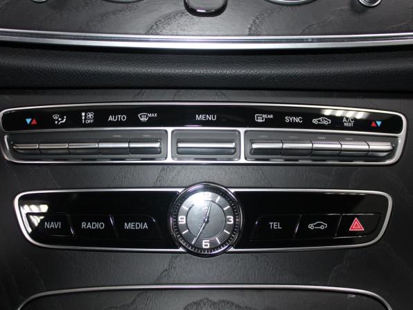 Mercedes-Benz E-Класс V (W213 S213 C238) Рестайлинг с пробегом 2020 года, цена 4 369 900 рублей, 87742 км, седан, Автокод Объявления