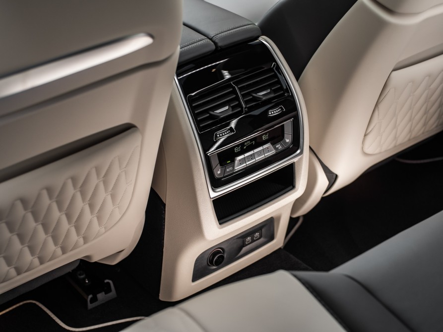 BMW X7 I (G07) Рестайлинг Москва  - изображение 29