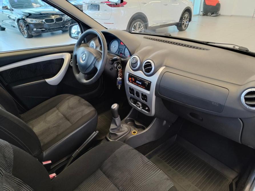 Renault Logan I Рестайлинг Санкт-Петербург  - изображение 5