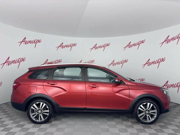 Lada (ВАЗ) Vesta I с пробегом 2022 года, цена 1 299 000 рублей, 66261 км, универсал, Автокод Объявления