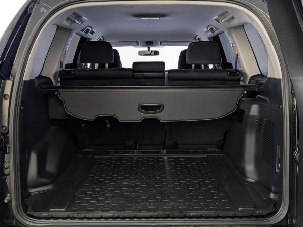 Toyota Land Cruiser Prado 150 Series Рестайлинг 2 с пробегом 2018 года, цена 4 350 000 рублей, 84348 км, внедорожник, Автокод Объявления