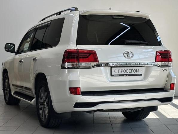 Toyota Land Cruiser 200 Series Рестайлинг 2 с пробегом 2017 года, цена 6 950 000 рублей, 220375 км, внедорожник, Автокод Объявления
