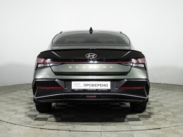 Hyundai Elantra VII (CN7) Рестайлинг с пробегом 2024 года, цена 2 399 700 рублей, 17853 км, седан, Автокод Объявления