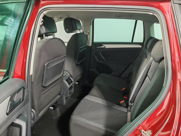 Volkswagen Tiguan II с пробегом 2019 года, цена 2 345 000 рублей, 100192 км, внедорожник, Автокод Объявления
