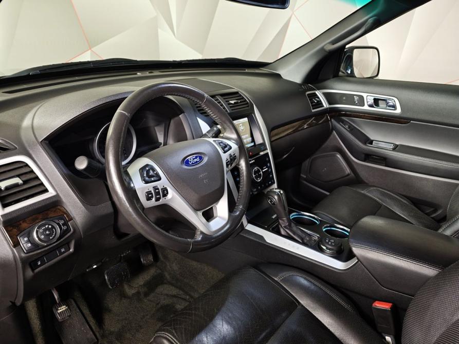 Ford Explorer V Москва  - изображение 19