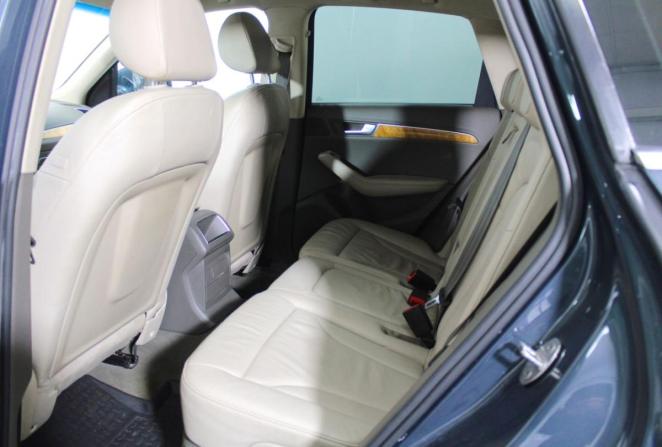 Audi Q5 I (8R) с пробегом 2010 года, цена 1 135 000 рублей, 275562 км, внедорожник, Автокод Объявления