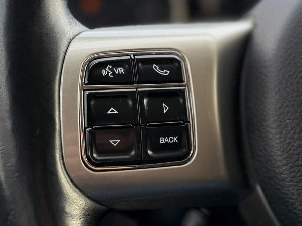 Jeep Grand Cherokee IV (WK2) с пробегом 2011 года, цена 2 100 000 рублей, 113757 км, внедорожник, Автокод Объявления