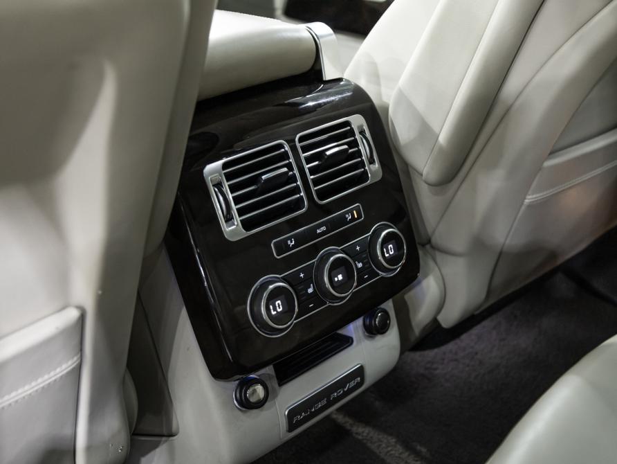 Land Rover Range Rover IV Санкт-Петербург  - изображение 17