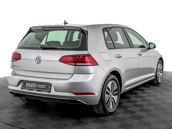Volkswagen Golf VII Рестайлинг с пробегом 2019 года, цена 2 270 000 рублей, 81891 км, хэтчбек, Автокод Объявления