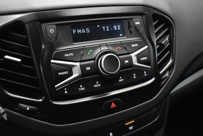Lada (ВАЗ) Vesta I с пробегом 2018 года, цена 940 000 рублей, 87916 км, седан, Автокод Объявления