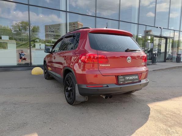 Volkswagen Tiguan I Рестайлинг с пробегом 2012 года, цена 877 000 рублей, 273186 км, внедорожник, Автокод Объявления