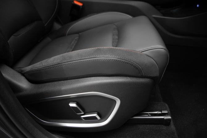 Geely Tugella I Рестайлинг с пробегом 2023 года, цена 2 595 000 рублей, 42614 км, внедорожник, Автокод Объявления