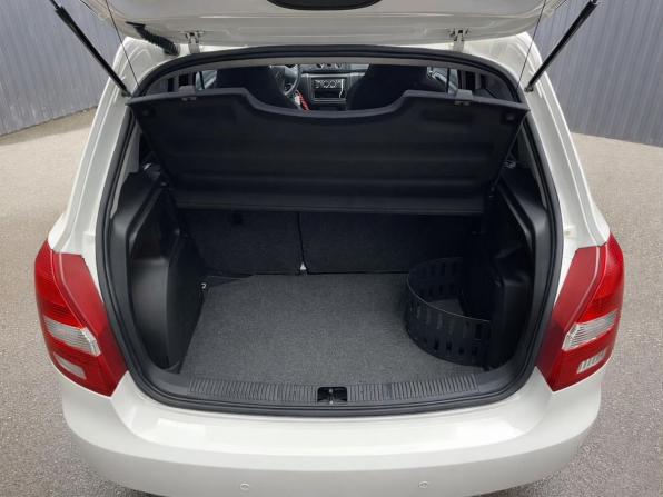 Skoda Fabia II Рестайлинг с пробегом 2011 года, цена 497 000 рублей, 118724 км, хэтчбек, Автокод Объявления