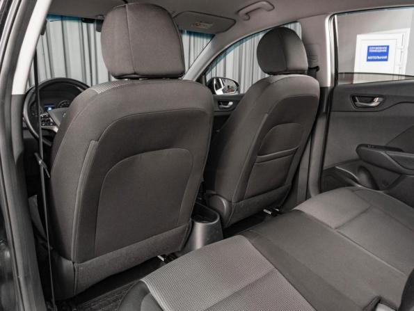 Hyundai Solaris II с пробегом 2017 года, цена 1 399 000 рублей, 84547 км, седан, Автокод Объявления