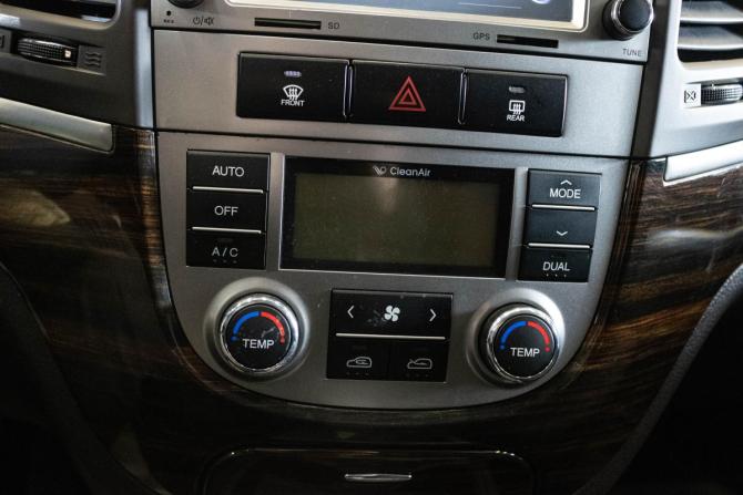Hyundai Santa Fe II Рестайлинг с пробегом 2012 года, цена 1 395 000 рублей, 207057 км, внедорожник, Автокод Объявления