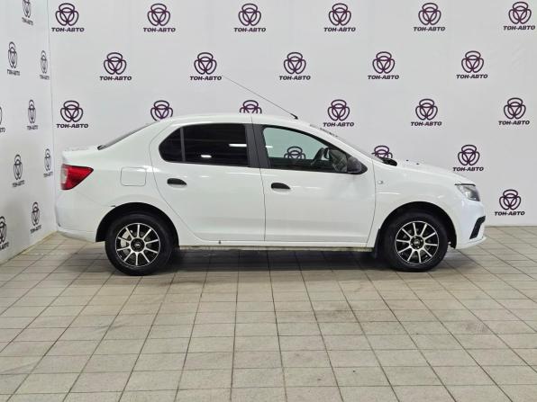Renault Logan II Рестайлинг с пробегом 2018 года, цена 822 000 рублей, 112478 км, седан, Автокод Объявления