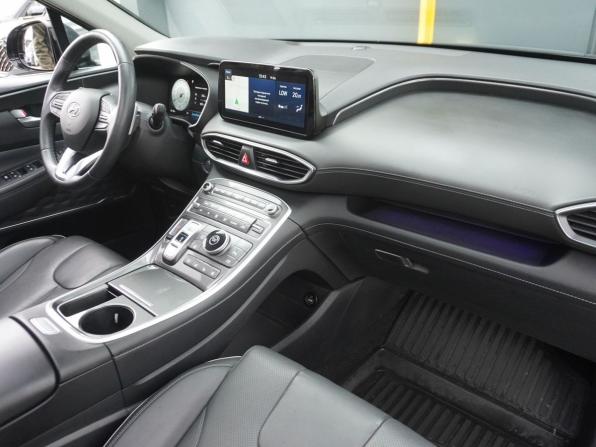 Hyundai Santa Fe IV Рестайлинг с пробегом 2023 года, цена 4 080 000 рублей, 76893 км, внедорожник, Автокод Объявления