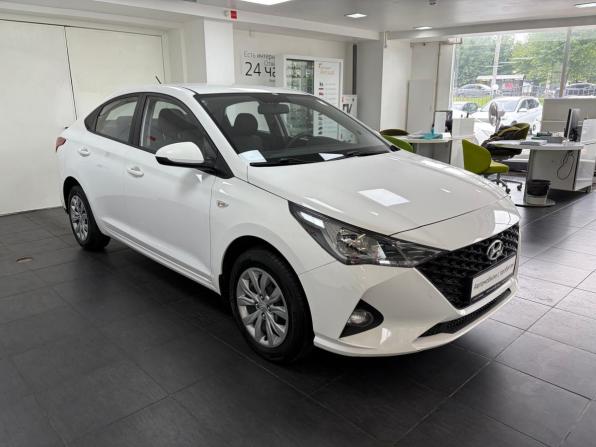 Hyundai Solaris II Рестайлинг с пробегом 2021 года, цена 1 568 000 рублей, 95683 км, седан, Автокод Объявления