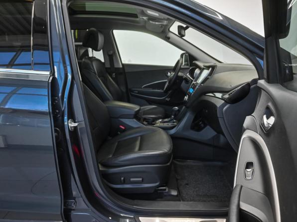 Hyundai Santa Fe III с пробегом 2013 года, цена 1 799 000 рублей, 149000 км, внедорожник, Автокод Объявления