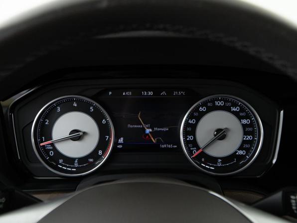 Volkswagen Touareg III с пробегом 2019 года, цена 4 246 900 рублей, 169765 км, внедорожник, Автокод Объявления