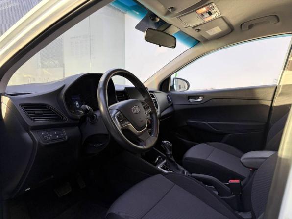 Hyundai Solaris II Рестайлинг с пробегом 2021 года, цена 1 600 000 рублей, 128800 км, седан, Автокод Объявления