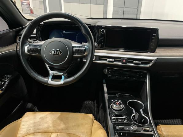 Kia K5 III с пробегом 2021 года, цена 2 440 000 рублей, 120000 км, седан, Автокод Объявления