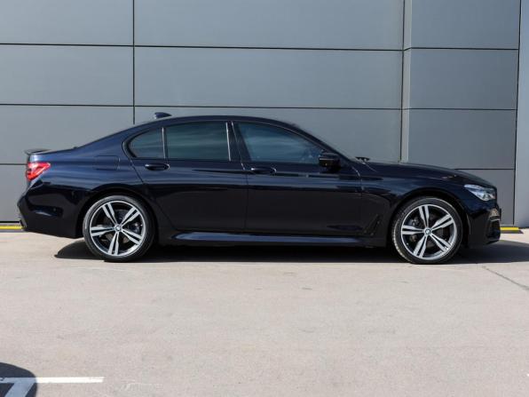 BMW 7 серии VI (G11/G12) с пробегом 2017 года, цена 3 750 000 рублей, 199800 км, седан, Автокод Объявления