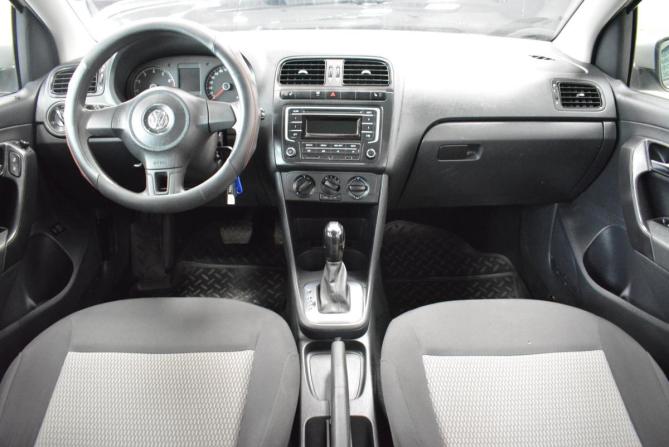 Volkswagen Polo V с пробегом 2015 года, цена 899 000 рублей, 187000 км, седан, Автокод Объявления