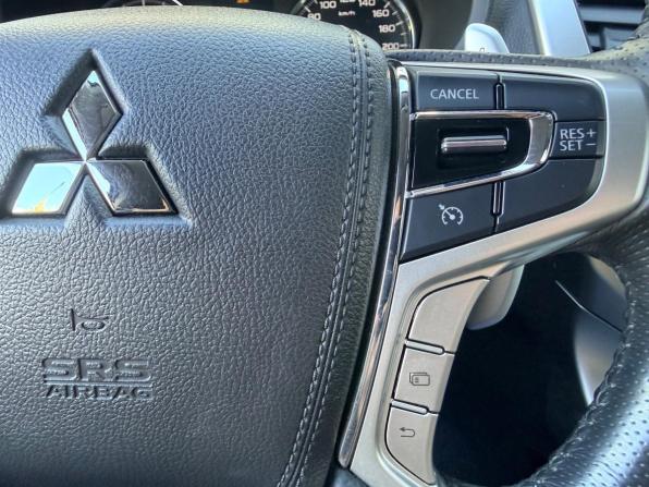 Mitsubishi Pajero Sport III с пробегом 2018 года, цена 2 900 000 рублей, 82564 км, внедорожник, Автокод Объявления