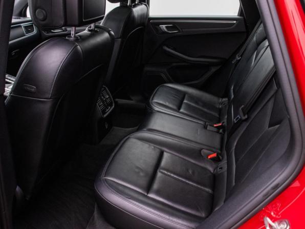Porsche Macan I Рестайлинг с пробегом 2018 года, цена 3 870 000 рублей, 95000 км, внедорожник, Автокод Объявления