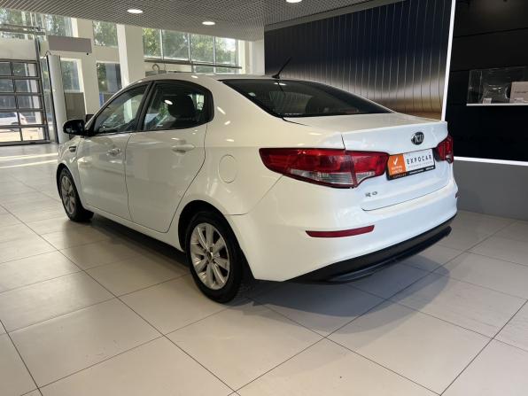 Kia Rio III Рестайлинг с пробегом 2016 года, цена 447 000 рублей, 285000 км, седан, Автокод Объявления