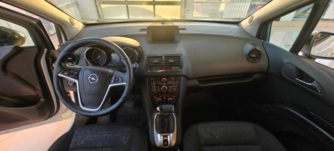 Opel Meriva B Рестайлинг с пробегом 2014 года, цена 795 000 рублей, 150000 км, минивэн, Автокод Объявления